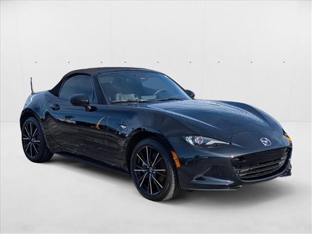 2024 Mazda MX-5 Miata Miata Grand Touring photo 3