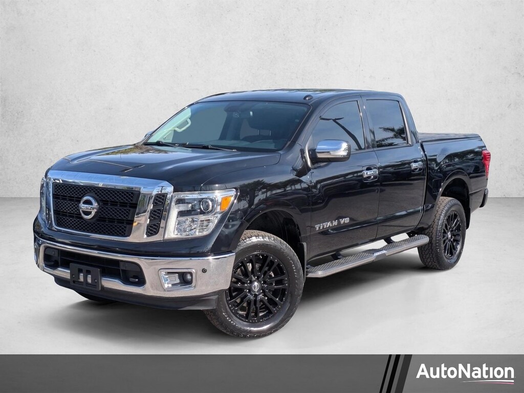 Used 2018 Nissan Titan SL Truck Crew Cab