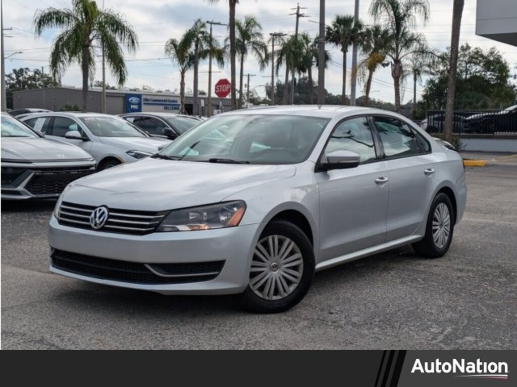Used 2014 Volkswagen Passat 1.8T S Sedan