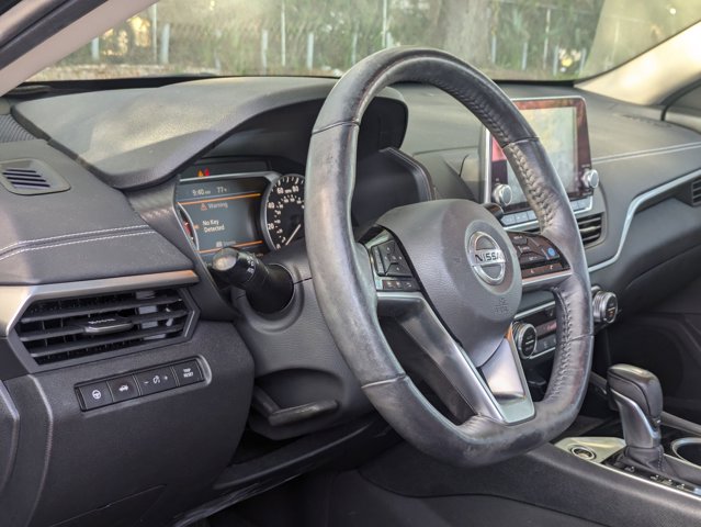2020 Nissan Altima 2.5 SV photo 3