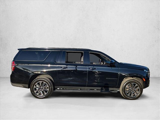 2022 Chevrolet Suburban Z71 photo 4
