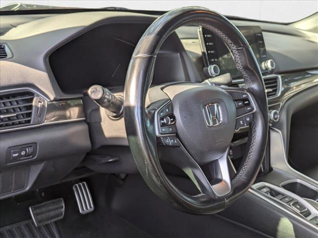 2019 Honda Accord Sport 2.0T photo 3