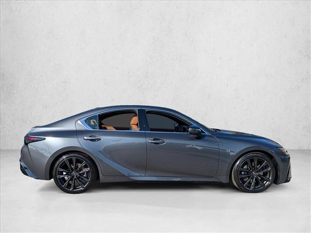 2025 Lexus IS 350 F SPORT photo 4
