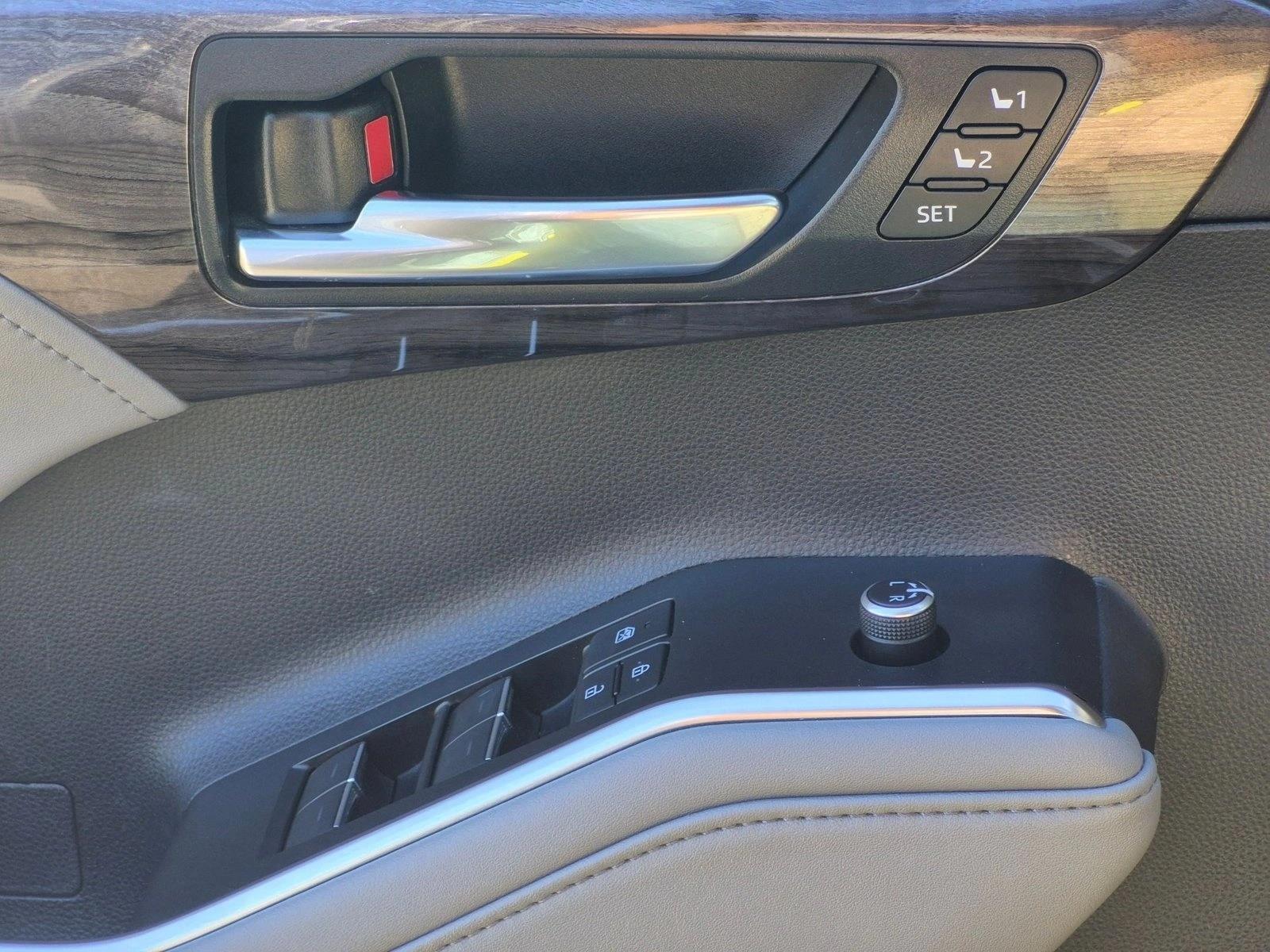 Used 2020 Toyota Highlander Limited SUV