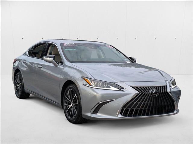 2023 Lexus ES 250 AWD photo 3