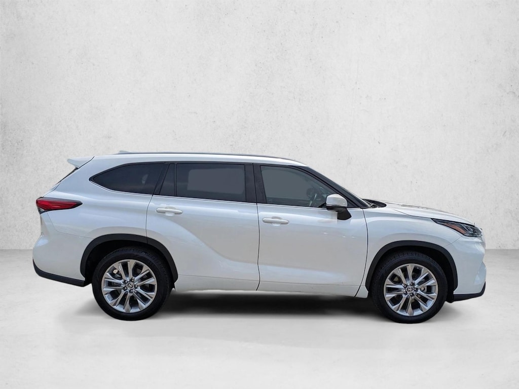 Used 2021 Toyota Highlander Limited SUV