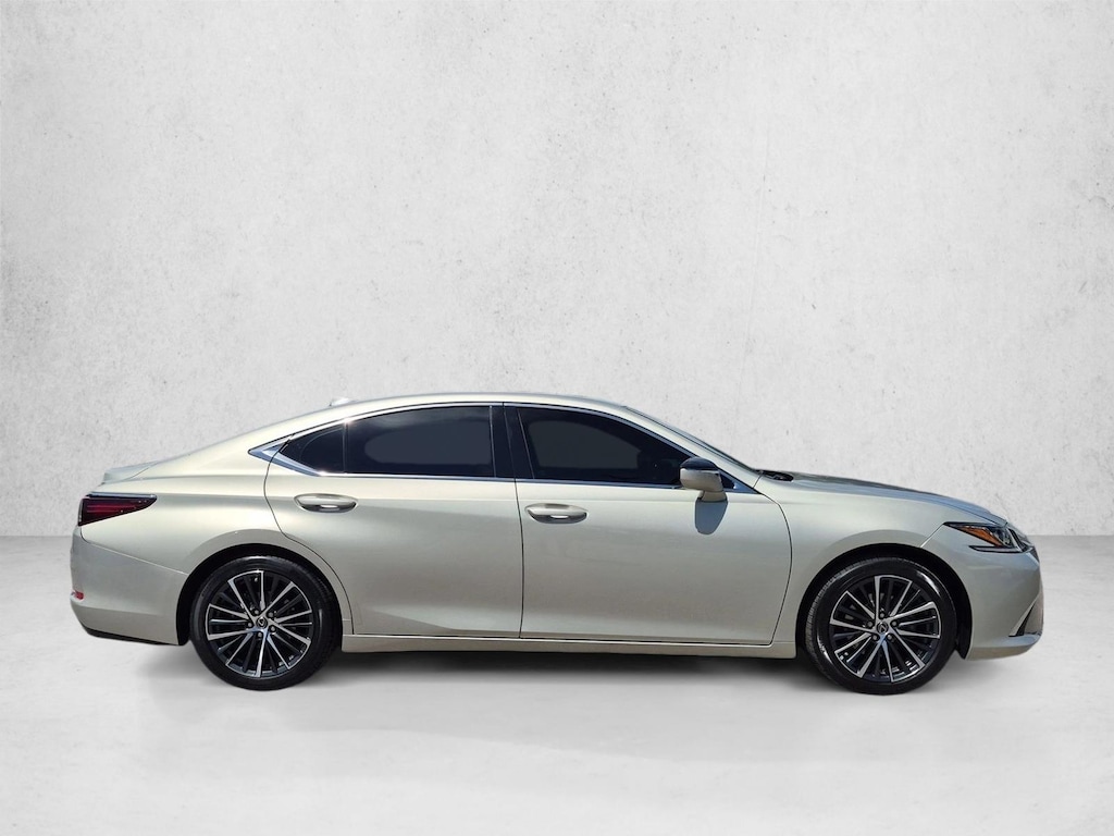 Certified 2022 Lexus ES 350 Sedan