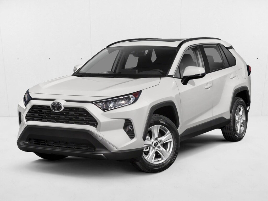 Used 2022 Toyota RAV4 XLE SUV