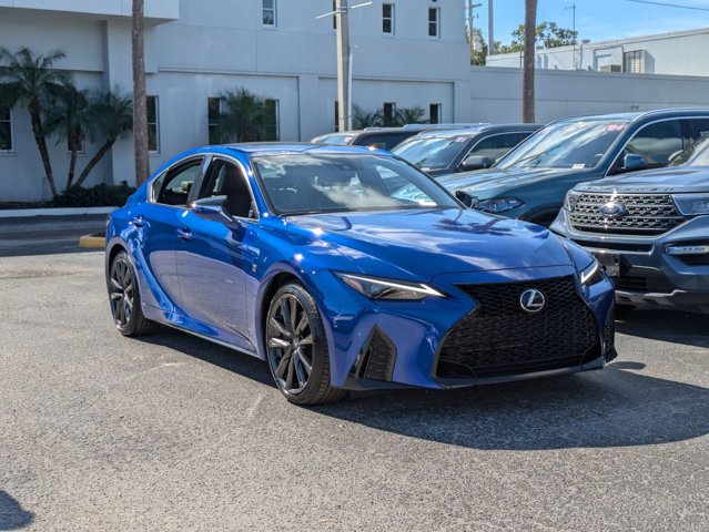 2025 Lexus IS 350 F SPORT photo 3