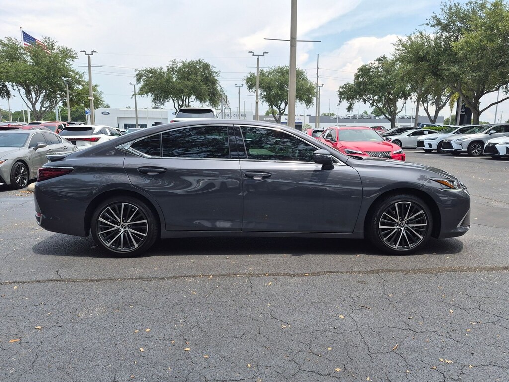 Certified 2025 Lexus ES 300h Base Sedan