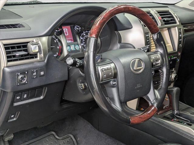 2018 Lexus GX 460 Premium photo 3