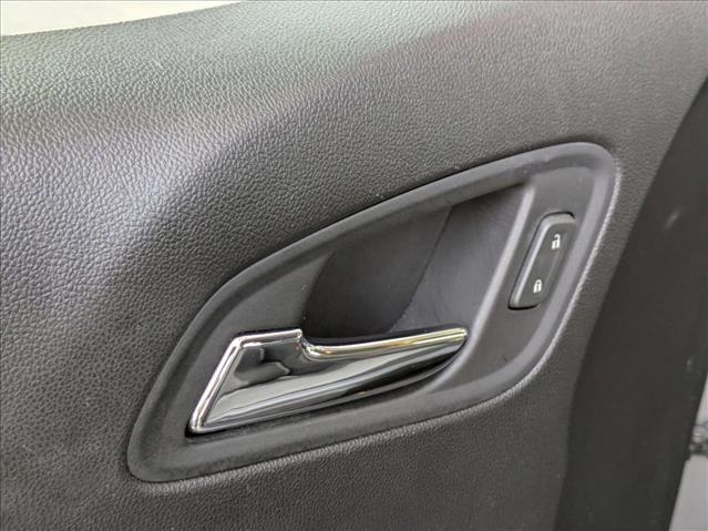 2019 Chevrolet Colorado Z71 photo 2