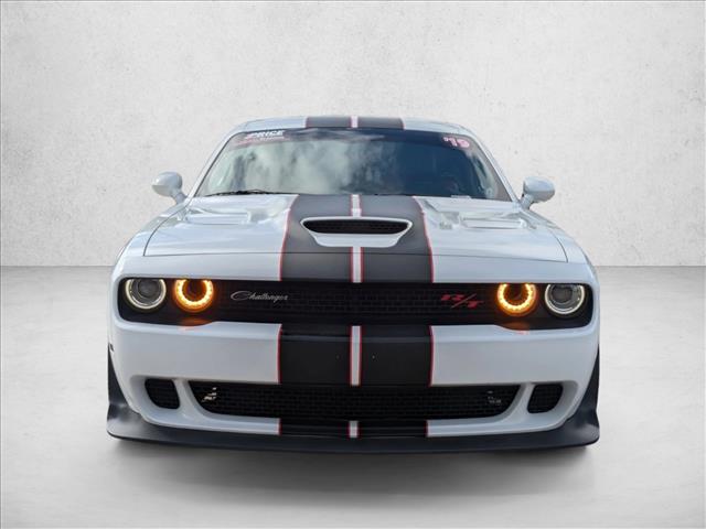 2019 Dodge Challenger R/T Scat Pack Widebody photo 2