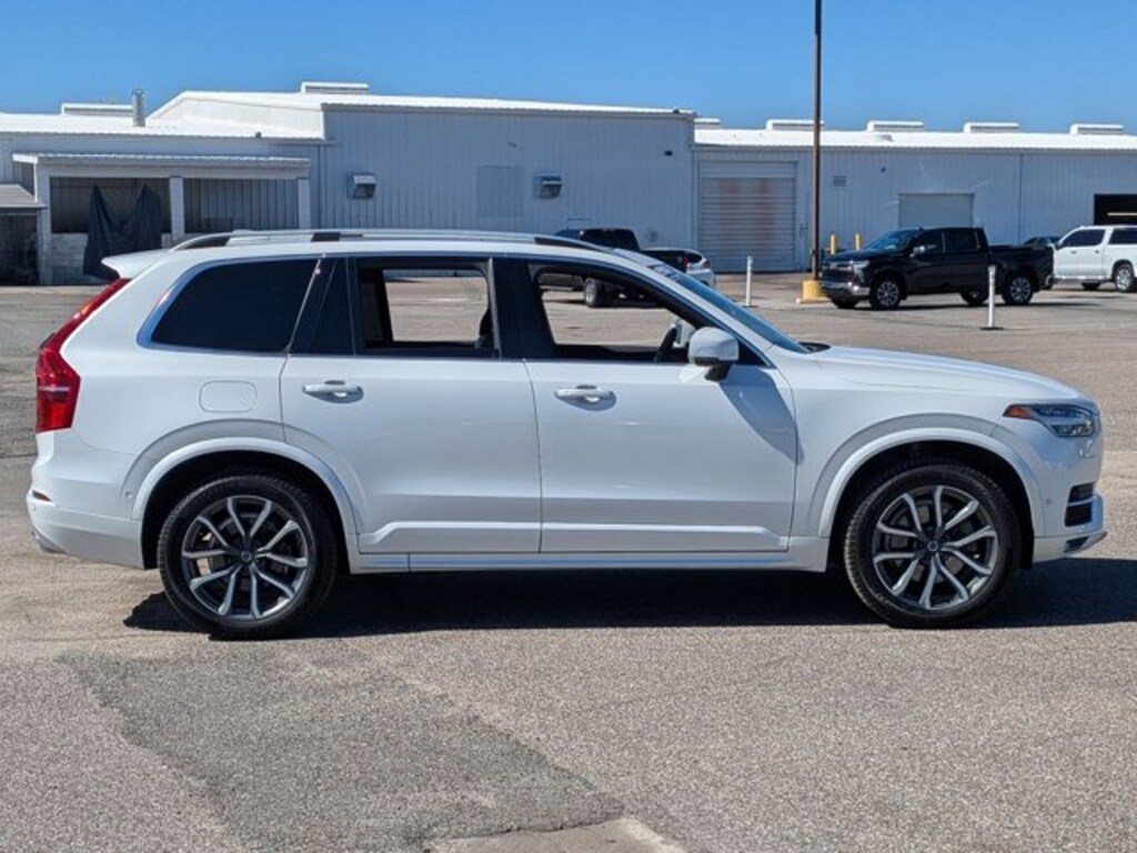 Used 2019 Volvo XC90 T6 Momentum SUV