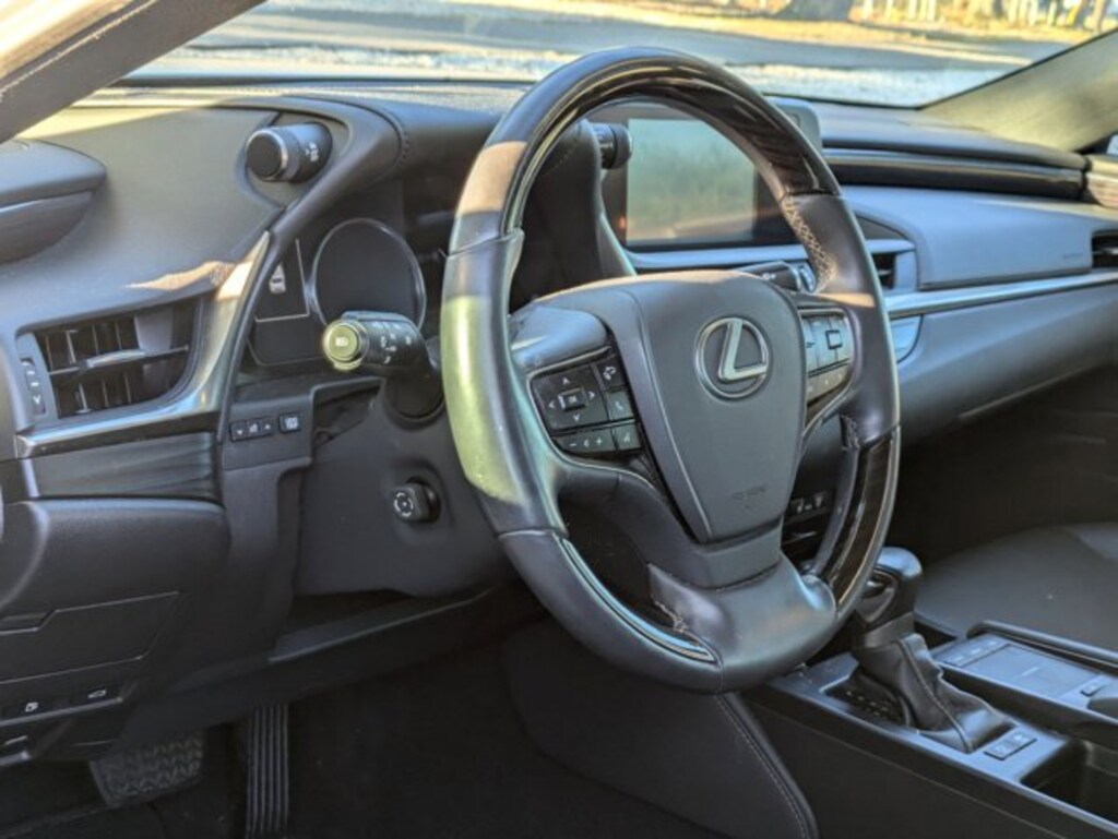 Used 2021 Lexus ES 300h  Sedan