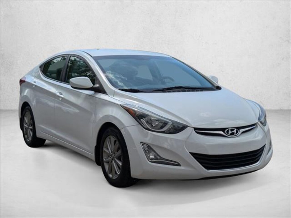 Used 2016 Hyundai Elantra SE Sedan