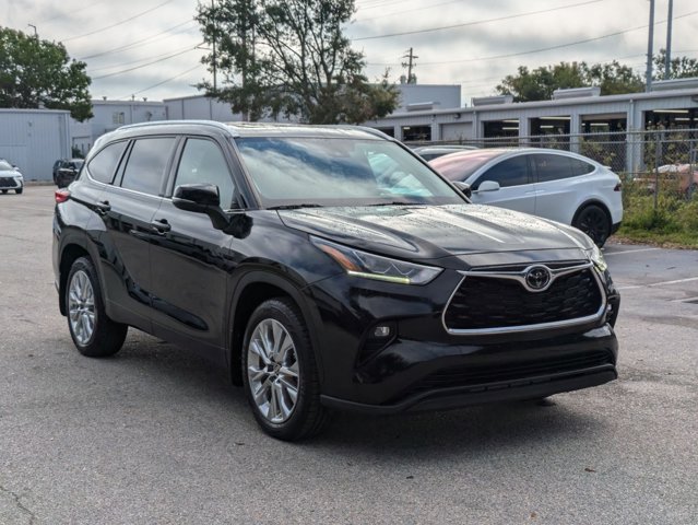 2020 Toyota Highlander Limited photo 3