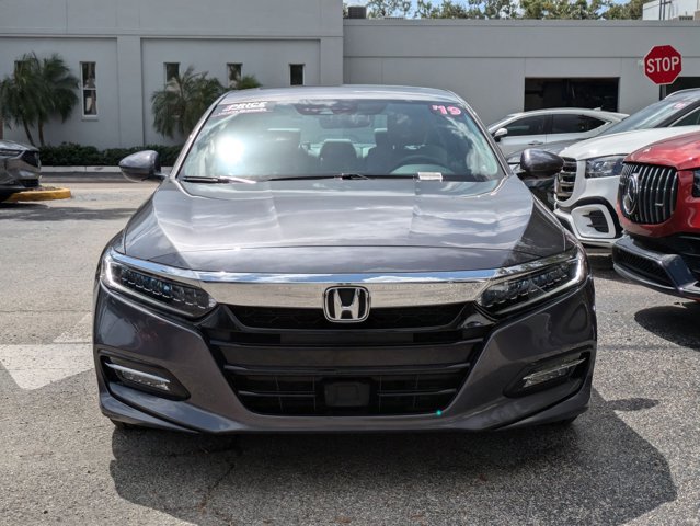2019 Honda Accord Hybrid Touring photo 2