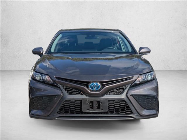2024 Toyota Camry Hybrid SE photo 2