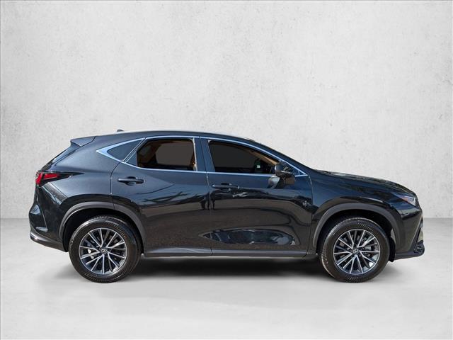 2025 Lexus NX 250 Premium photo 4