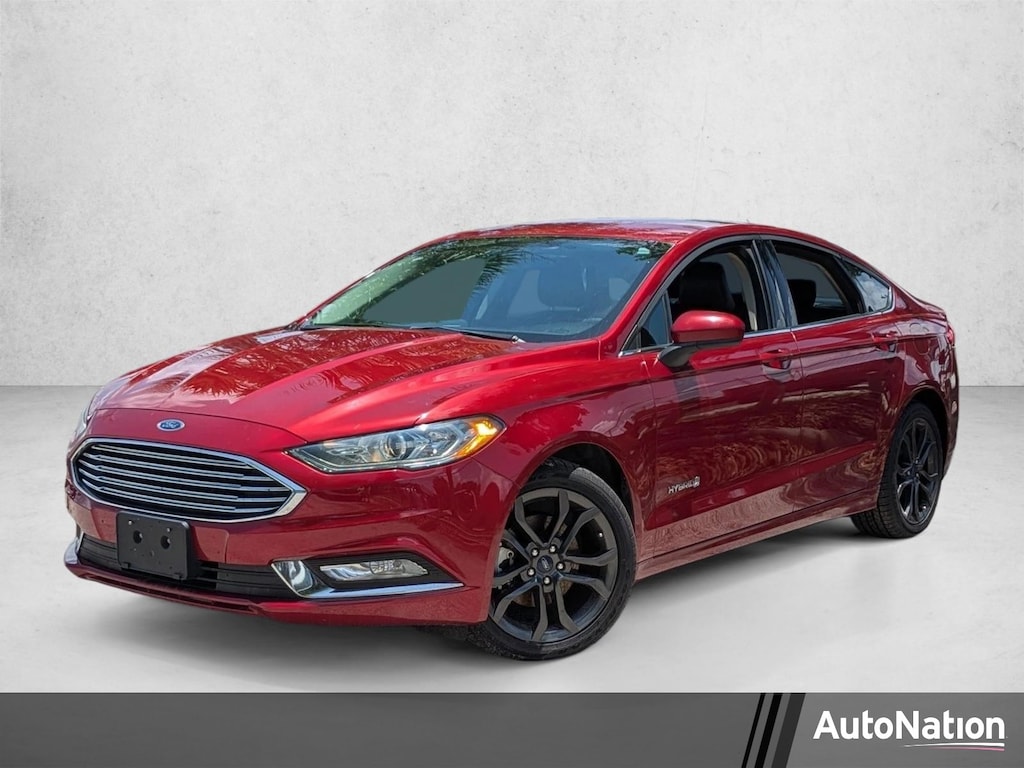 Used 2018 Ford Fusion Hybrid SE Sedan