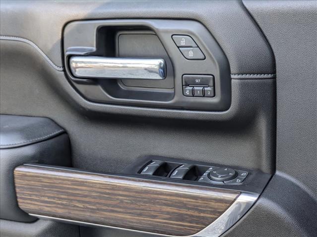 2022 Chevrolet Silverado 2500HD High Country photo 2