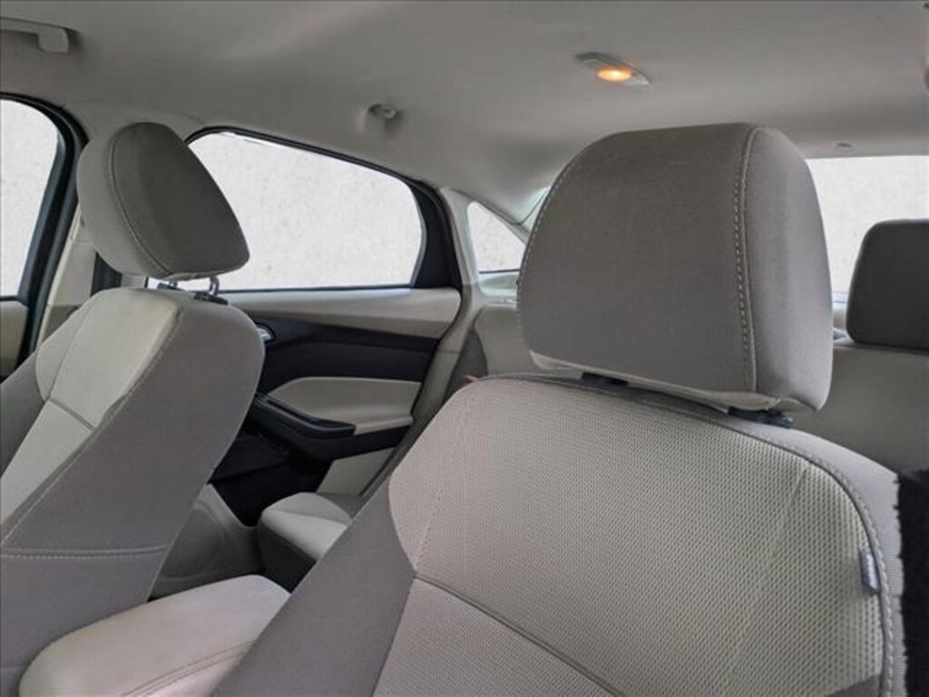 Used 2014 Ford Focus SE Sedan