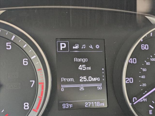 2018 Hyundai Elantra SEL photo 4