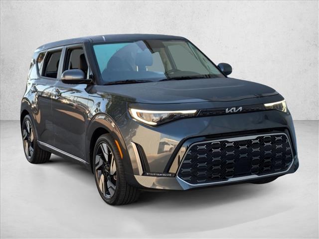 2023 Kia Soul GT-Line photo 2