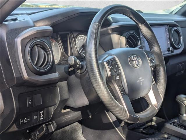 2020 Toyota Tacoma 4x4 TRD Double Cab V6 photo 2