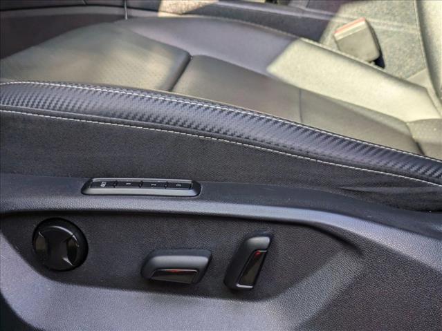 2021 Volkswagen Atlas Cross Sport V6 SEL R-Line photo 4