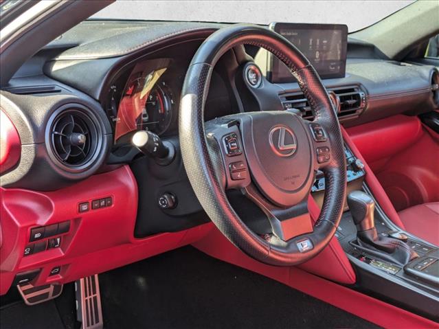 2023 Lexus IS 350 F SPORT photo 3