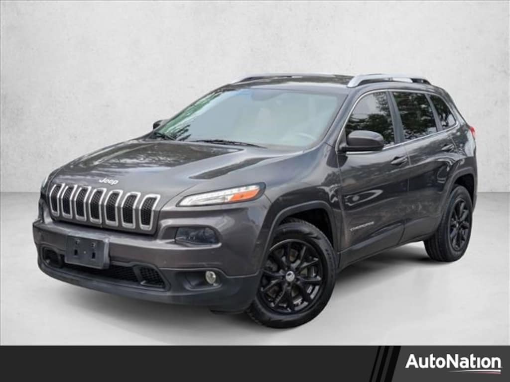 Used 2015 Jeep Cherokee Latitude FWD SUV
