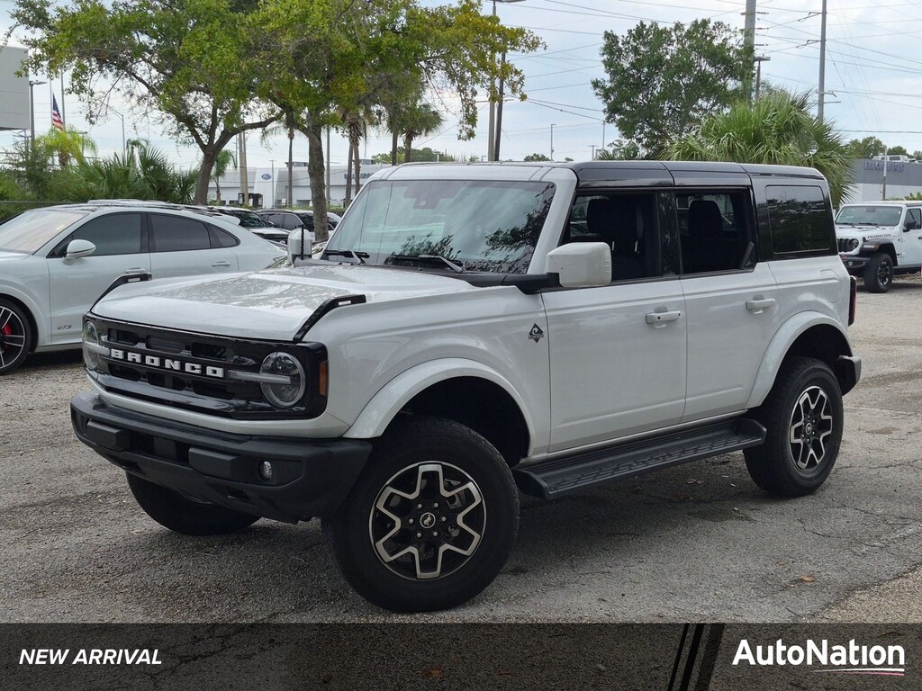 Used 2025 Ford Bronco Outer Banks SUV