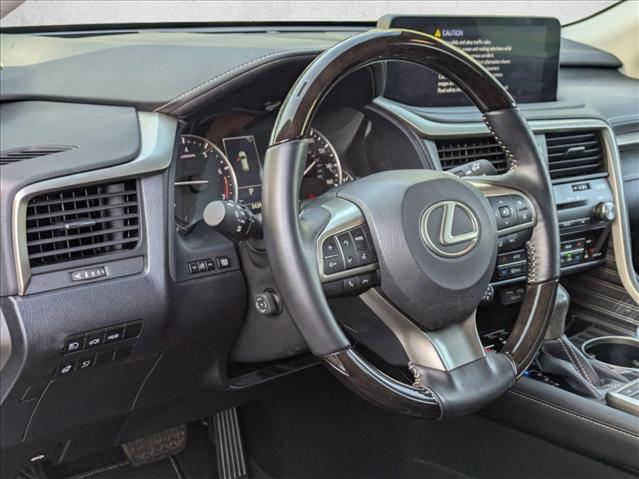 2022 Lexus RX 350L Luxury photo 3