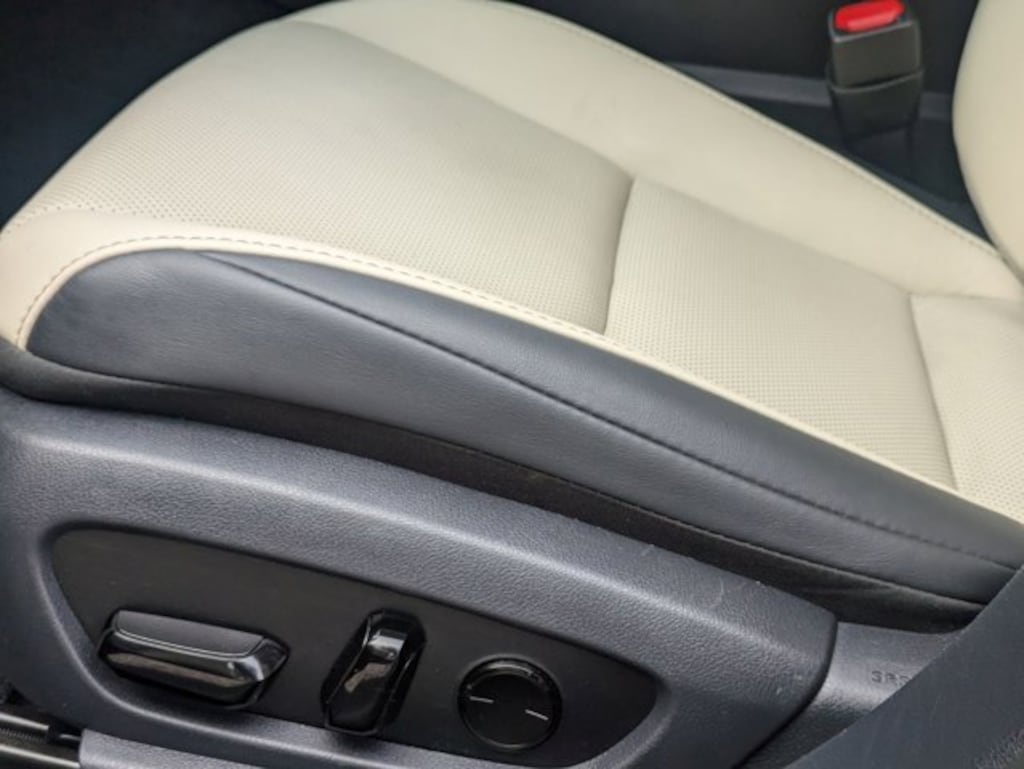 Certified 2025 Lexus ES 350 Base Sedan