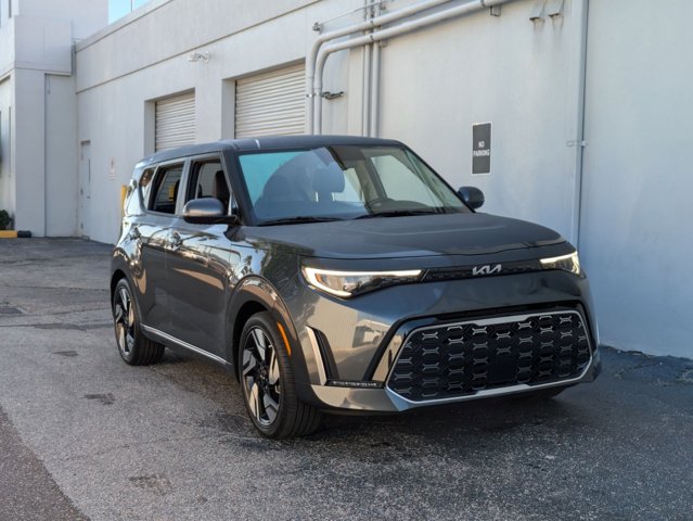 2023 Kia Soul GT-Line photo 3