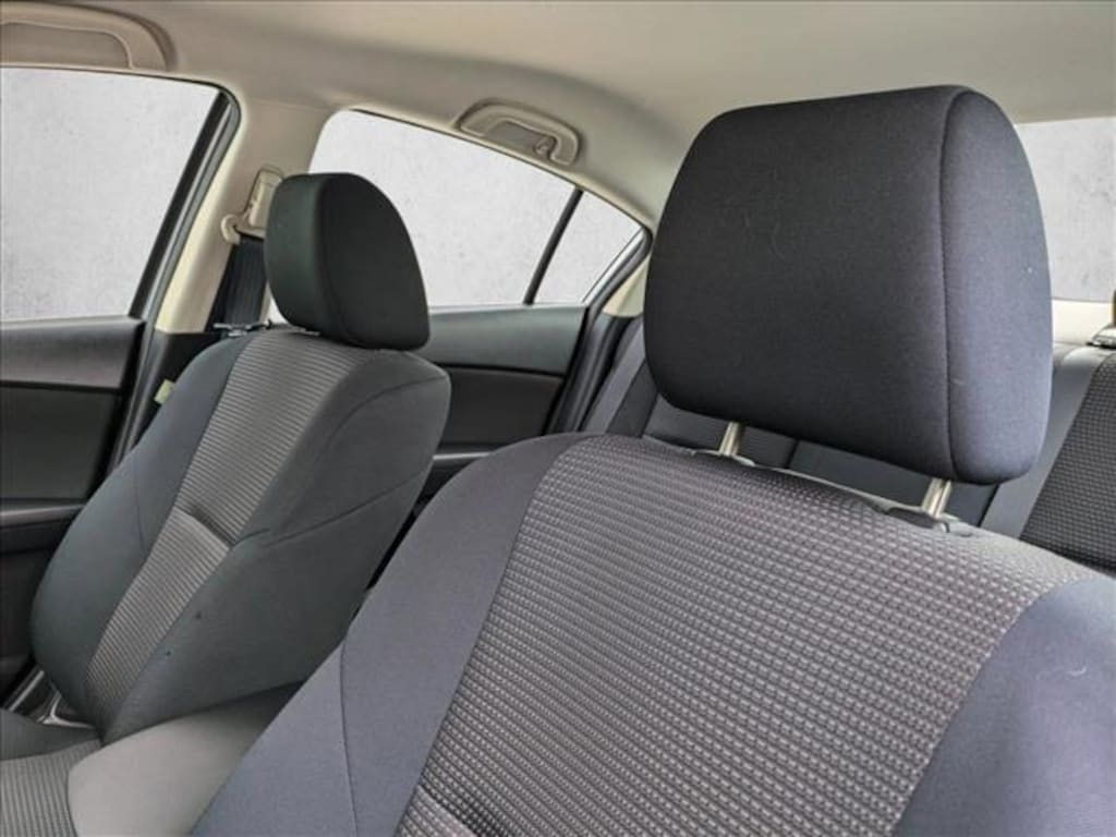 Used 2013 Mazda Mazda3 i SV Sedan