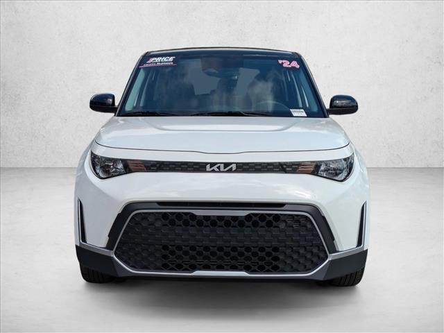 2024 Kia Soul S photo 2