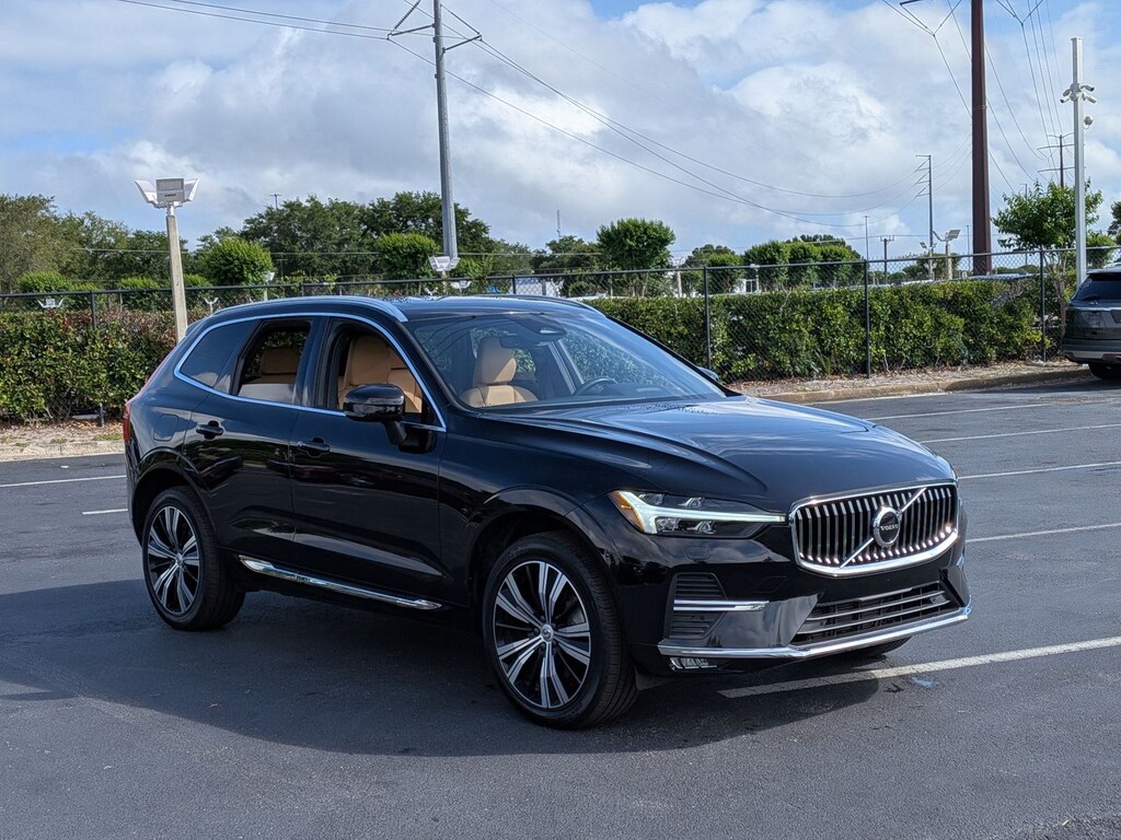 Used 2022 Volvo XC60 B6 AWD Inscription SUV