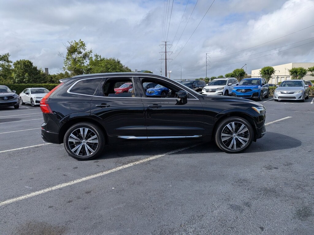 Used 2022 Volvo XC60 B6 AWD Inscription SUV