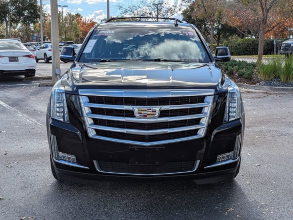 Used 2019 CADILLAC Escalade Premium Luxury SUV