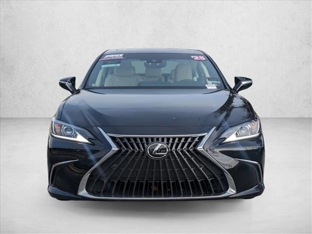 2025 Lexus ES 350 Base photo 2