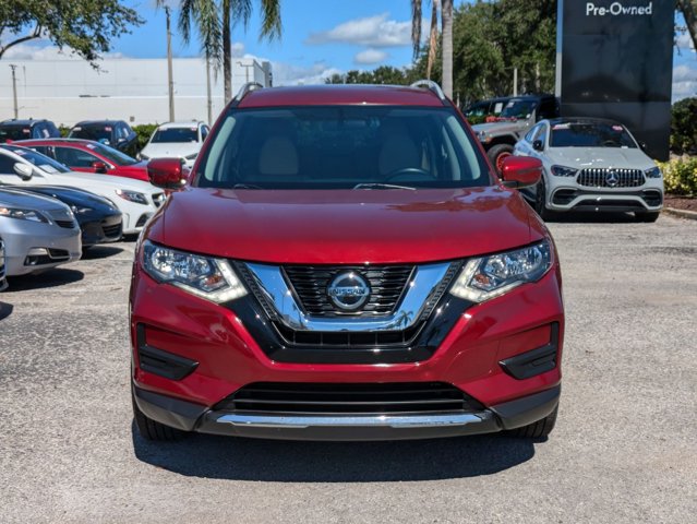 2018 Nissan Rogue SV photo 2