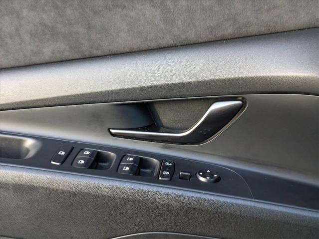 2022 Hyundai Elantra N Base photo 2
