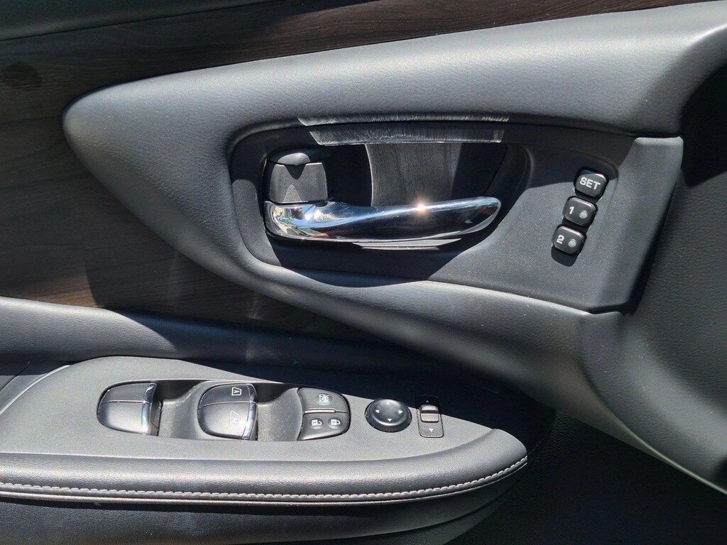 Used 2020 Nissan Murano Platinum SUV