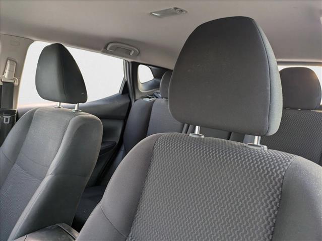 2019 Nissan Rogue Sport S photo 4
