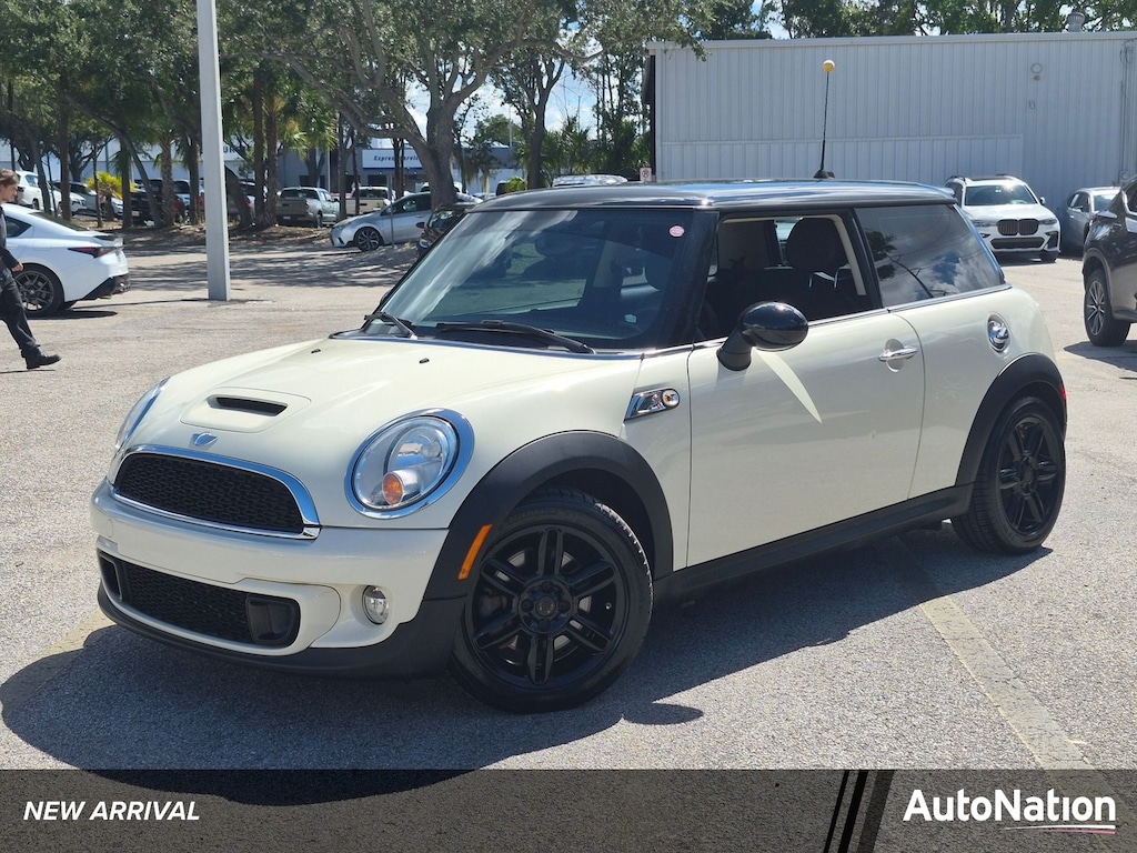 Used 2013 MINI Hardtop Cooper S Hatchback