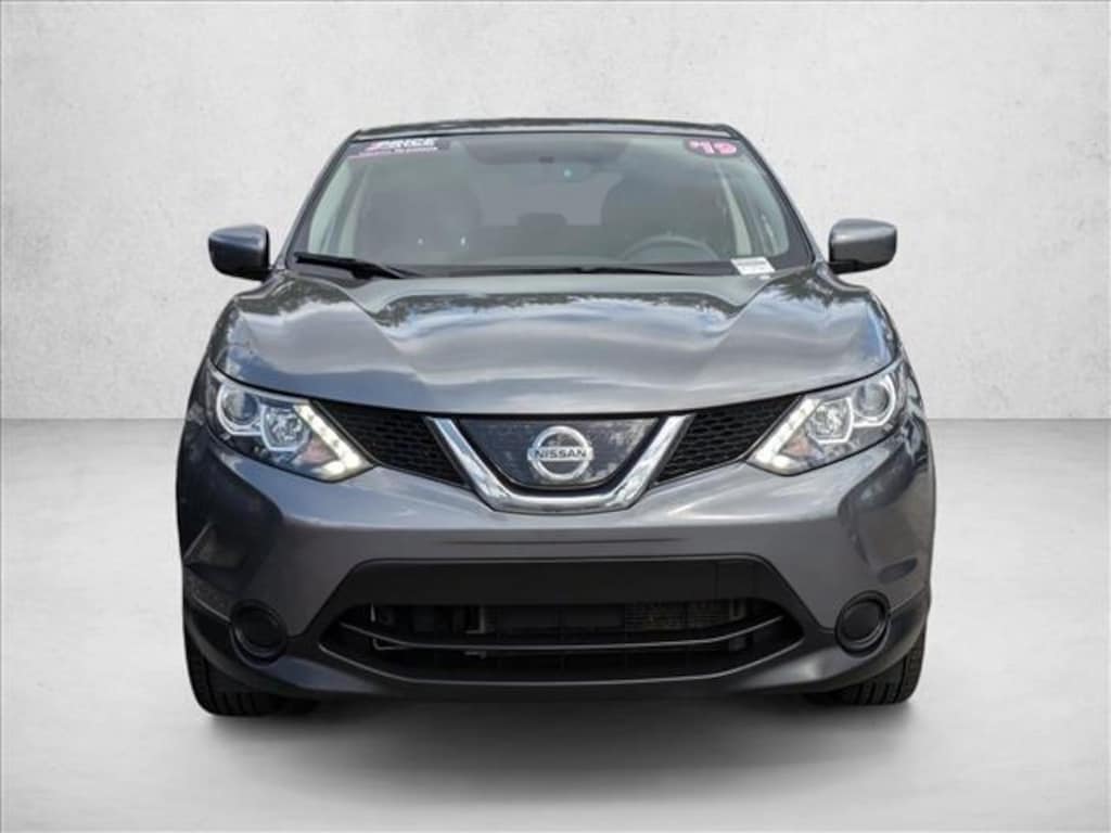 Used 2019 Nissan Rogue Sport S SUV