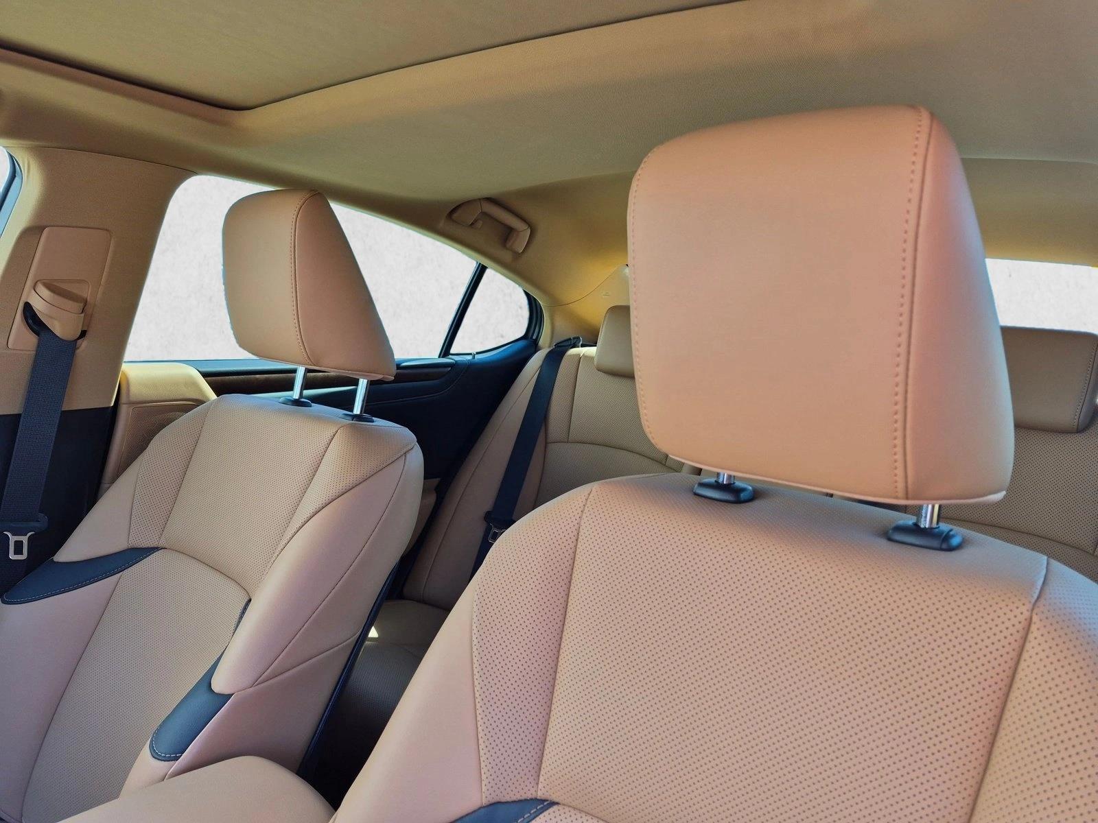 Certified 2024 Lexus ES 350 Sedan